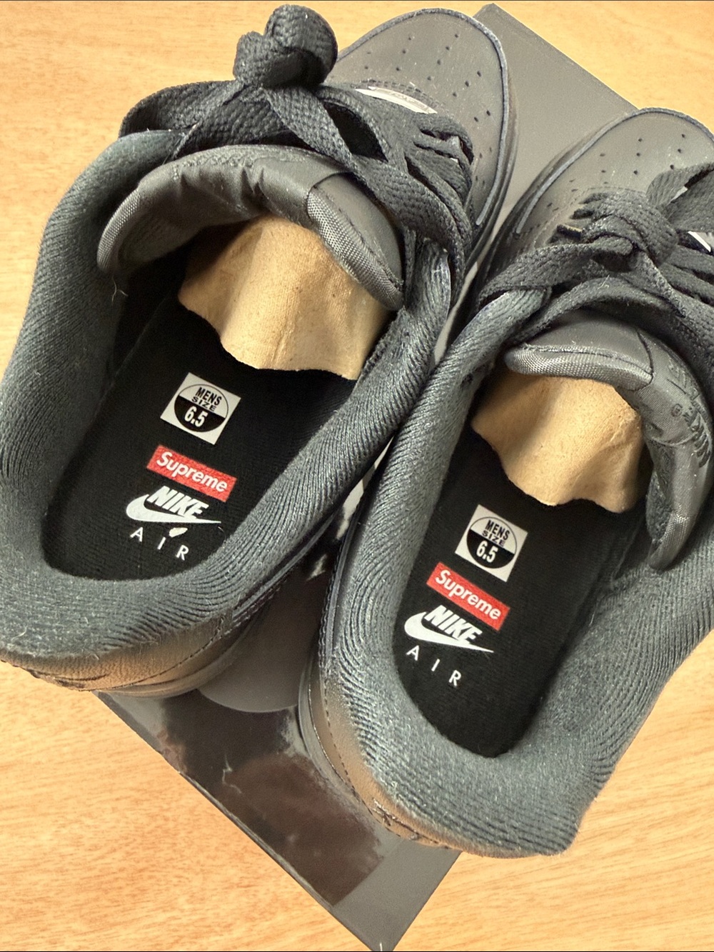 Supreme x Nike Air Force 1 Low Black Sneakers - Picture 6 of 14